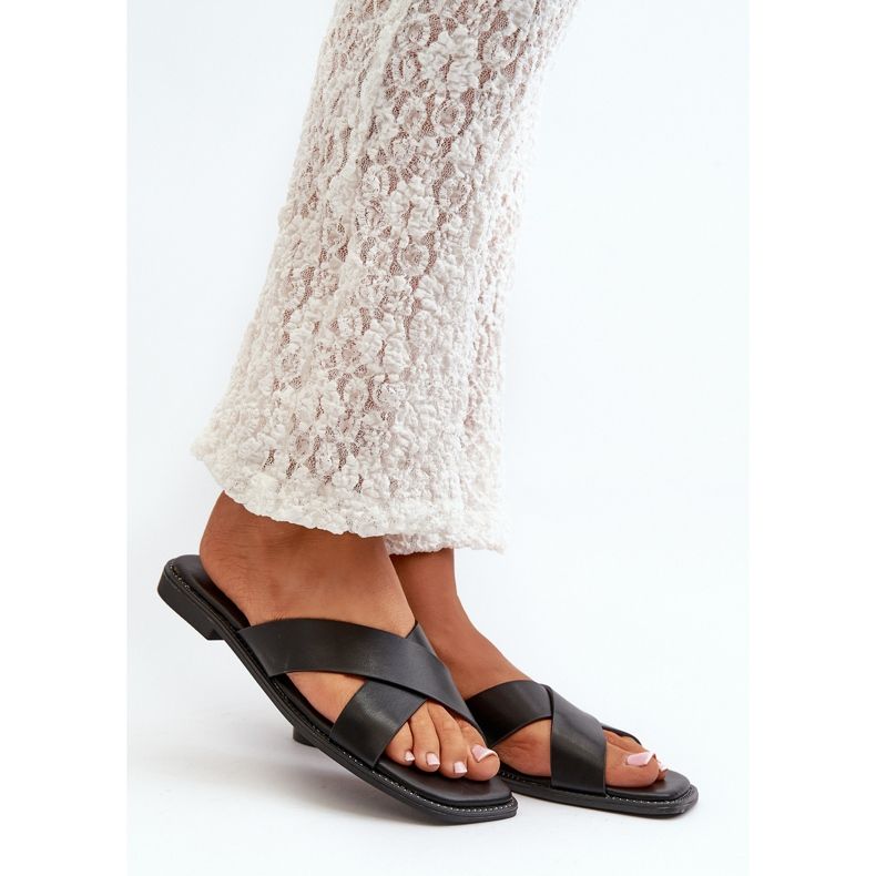 Ženske japanke na ravnu petu od eko kože S.Barski KV27-002 crne crna 1