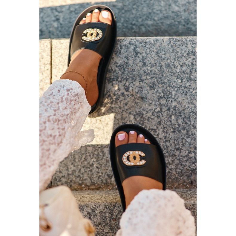 Elegantne, lagane ženske japanke s ukrasom, prirodna koža S.Barski KV27-013, crne crna 1