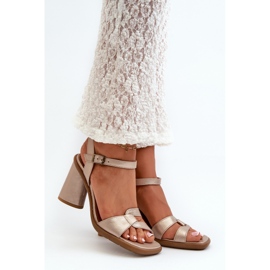 Kožne sandale na visoku petu Maciejka 06029-25 zlatne zlatna 2