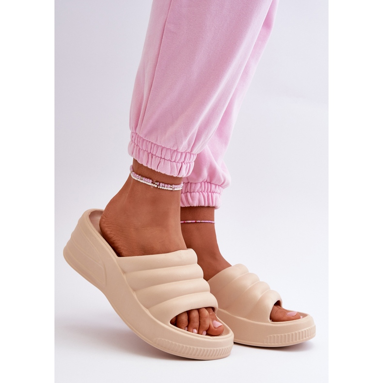 Lagane ženske japanke od pjene na wedge i platformu, bež Tendrea 1