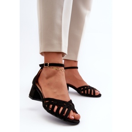 Ženske sandale od eko brušene kože na nisku petu, crne Monsha boje crno 2