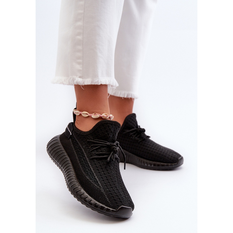 Crne ženske sportske cipele Nelmarie od tkanine crna 2