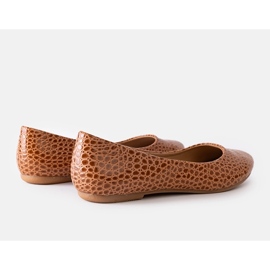 Smeđe balerinke s motivom zmijske kože iz Shake smeđa 1