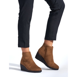 Smeđe čizme na klin smeđa 1