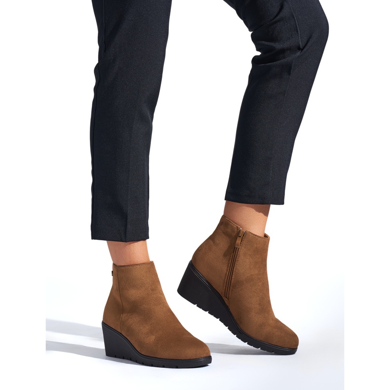 Smeđe čizme na klin smeđa 1