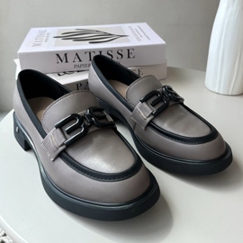 Vinceza Elegantne ženske kožne mokasine, tamno bež Triana siva 1