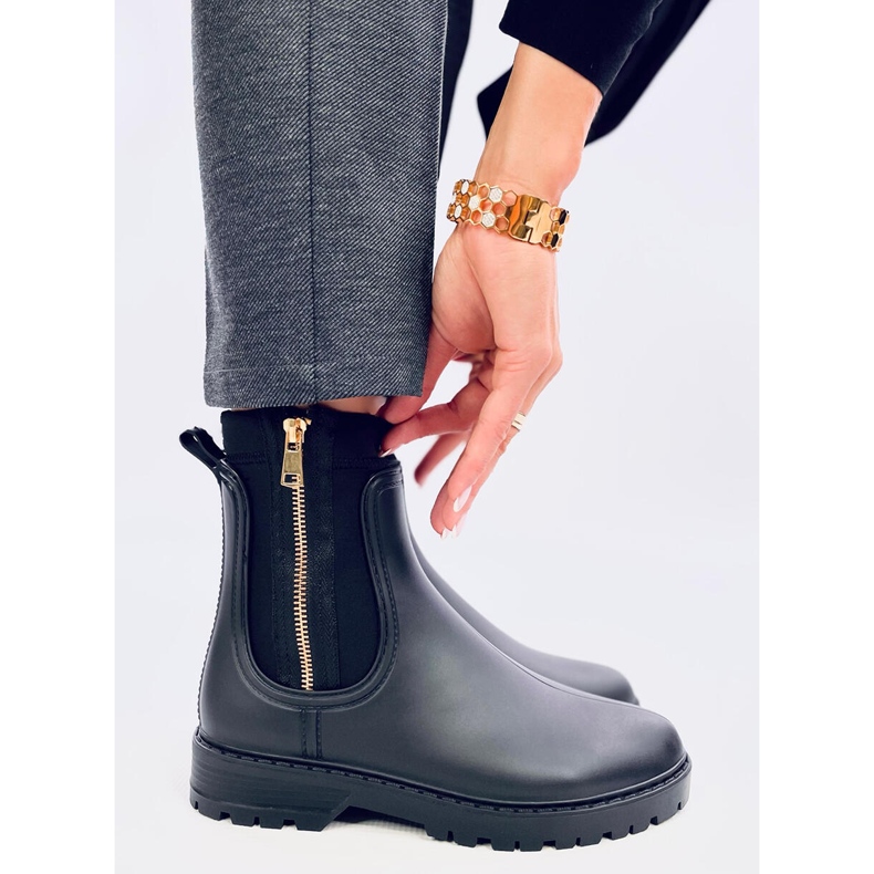 Ženske Chelsea čizme Below Black crno 1