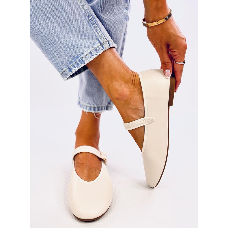 Rotaro kaki balerinke s remenom bež 1