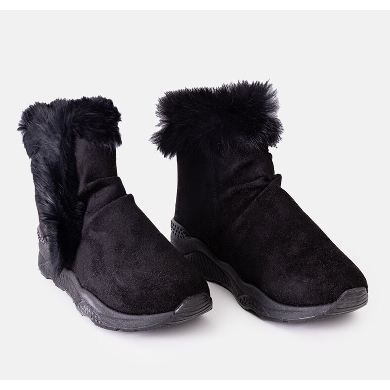 Crne izolirane tenisice s Lara klinovima crna 1