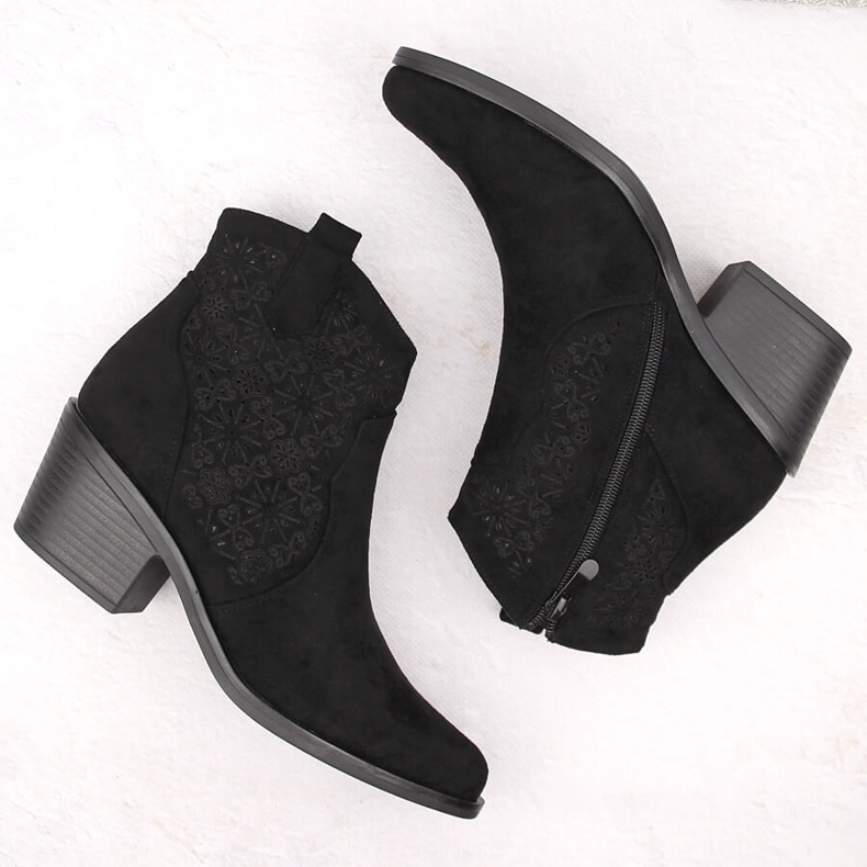 Ženske ažurne kaubojske čizme od brušene kože, crne S.Barski HY42-944 crna 2