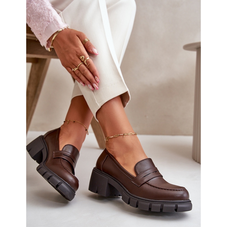 Ženske cipele na nisku petu od eko kože, tamno smeđa Menloa 2