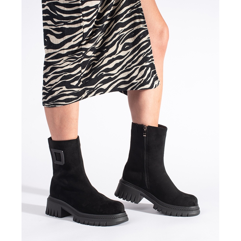 Ženske crne čizme sa debelim đonom crna 1