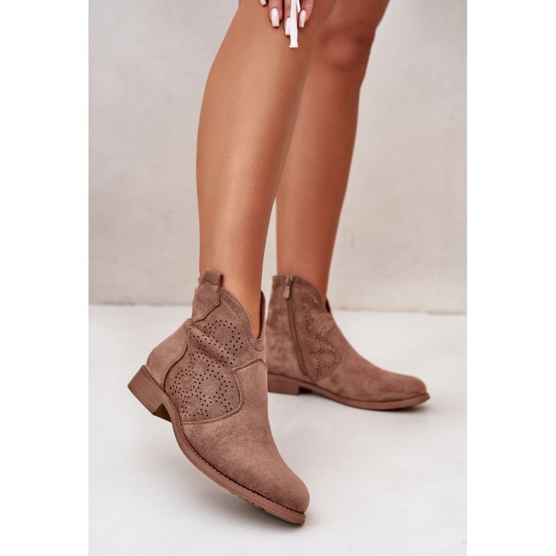 Ažur ženske čizme na ravnu petu smeđe S.Barski HY42-151 smeđa 2