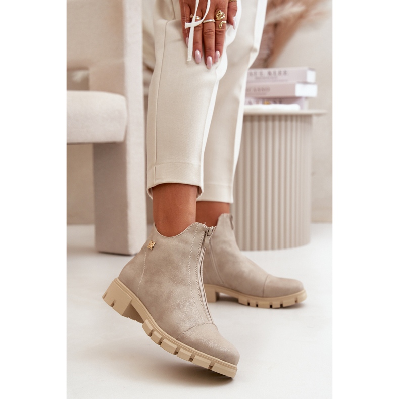 Izolirane ženske gležnjače s ogrebotinama, eko koža, zlatna Verietta zlatni 2