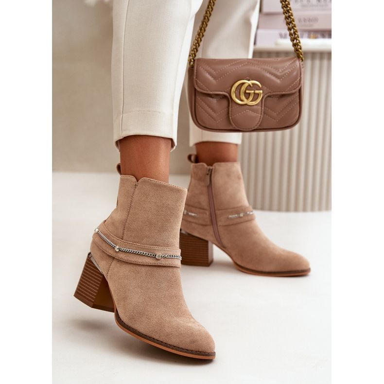 Izolirane ženske čizme na visoku petu s lancem Eco Suede Beige Hanalen bež 2