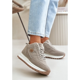 Izolirane kožne sportske cipele na platformu, Grey Adite siva 2