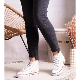 Bijele visoke tenisice od sjajne mrežice Ranifali bijela 1