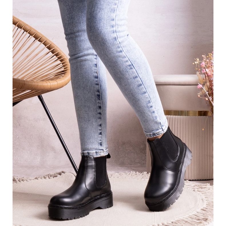 Lessayeve crne gležnjače s platformom crna 1