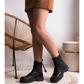 Crne izolirane klasične Edmund čizme crno 2