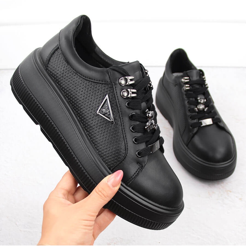 Crne kožne ženske cipele na platformu Filippo DP6382 crna 1