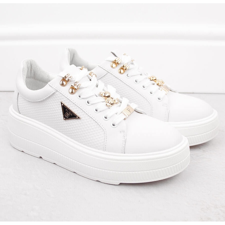 Bijele ženske kožne cipele na platformu Filippo DP6382 bijela 2