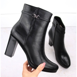 M. DASZYŃSKI Ženske izolirane crne gležnjače M.Daszyński AF125-22 crna 1