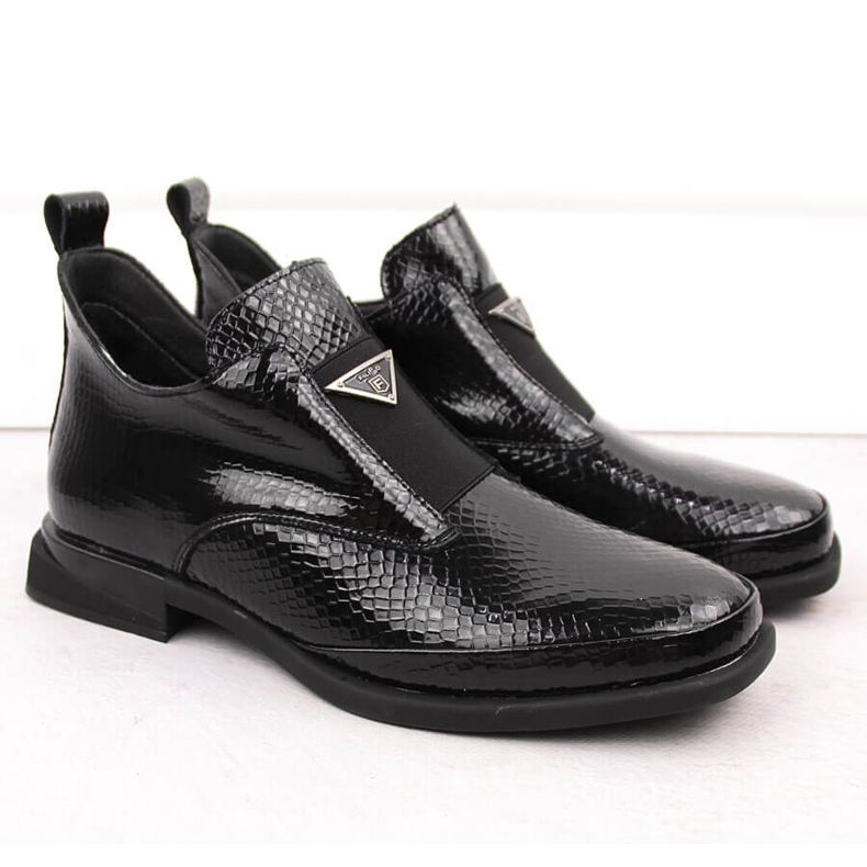 Ženske lakirane gležnjače s krokodilskim ukrasom, crne Filippo DBT6425 crno 2