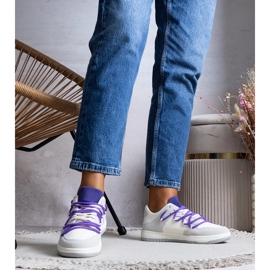 Aucoin sive tenisice s ljubičastim vezicama bijela 1