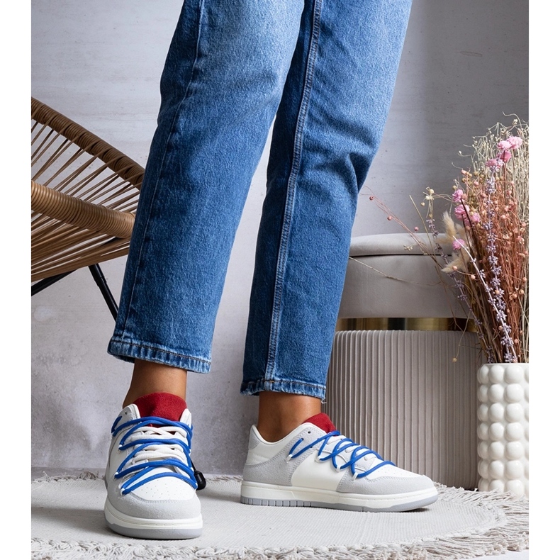 Aucoin sive tenisice s tamnoplavim vezicama bijela 1