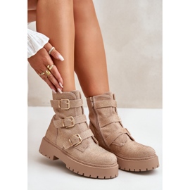 Izolirane ženske gležnjače s bež ukrasom za kolače 2