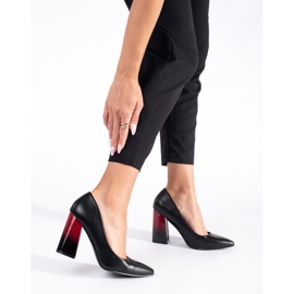 Ženske crne cipele na post crno 2