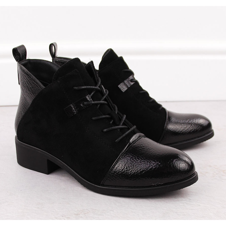 M. DASZYŃSKI Ženske crne gležnjače izolirane od brušene kože M.Daszyński MR2458-7 crna 2