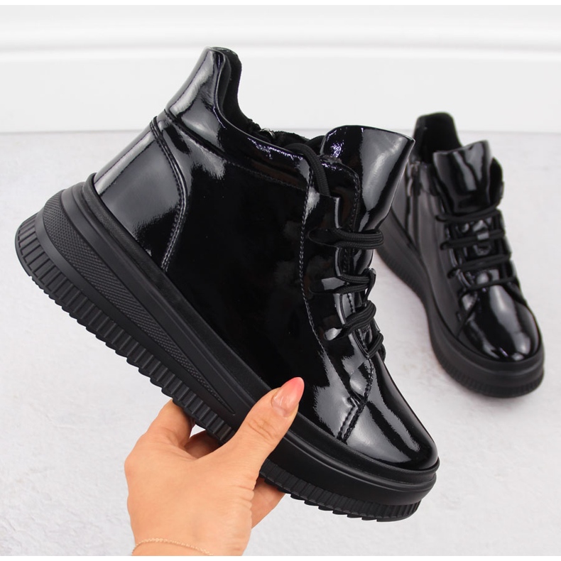 Ženske lakirane izolirane crne čizme Artiker 55C1049 crno 1