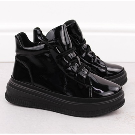 Ženske lakirane izolirane crne čizme Artiker 55C1049 crna 2