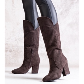 Smeđe Amare čizme na visoku petu smeđa 2