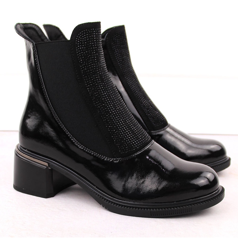 Vinceza crne lakirane ženske gležnjače s kubnim cirkonima crna 2