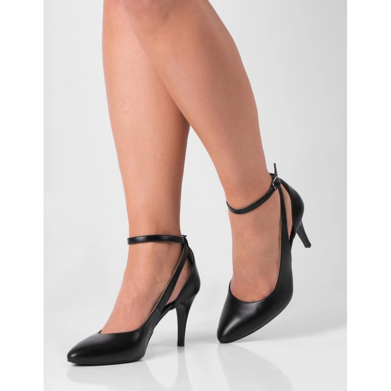 BUTDAM Livia plesne štikle s crnim remenom oko gležnja crna 1