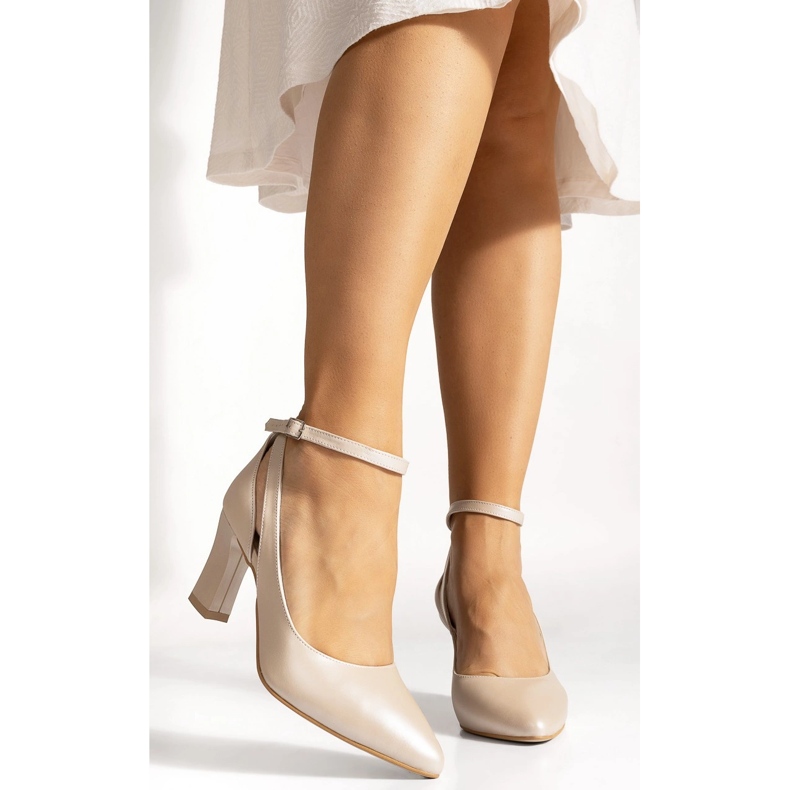 BUTDAM Kožne salonke s remenom oko gležnja, stabilne, bež Mila 1