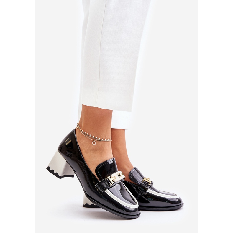 Lakirane ženske cipele na visoku petu s ukrasom Artiker 55C1002 crne crno 1