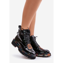 Lakirane ženske trapper čizme s patentnim zatvaračem od kože Artiker 55C0517 crne crno 1