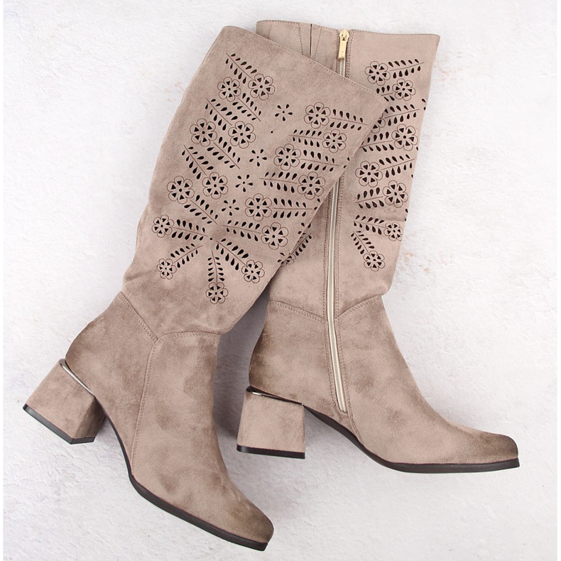 Ženske otvorene čizme s izolacijom od brušene kože kaki Potocki 12506 bež 1