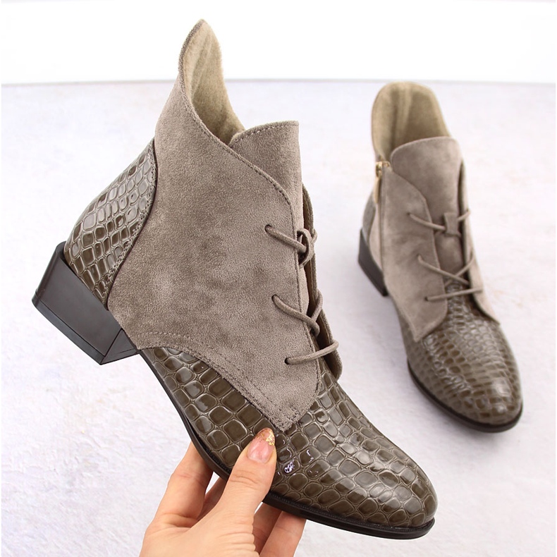 Ženske lakirane gležnjače, bež, Potocki 12498 1