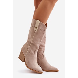 Izolirane kaubojske čizme na visoku petu od eko brušene kože bež Hanivin 1