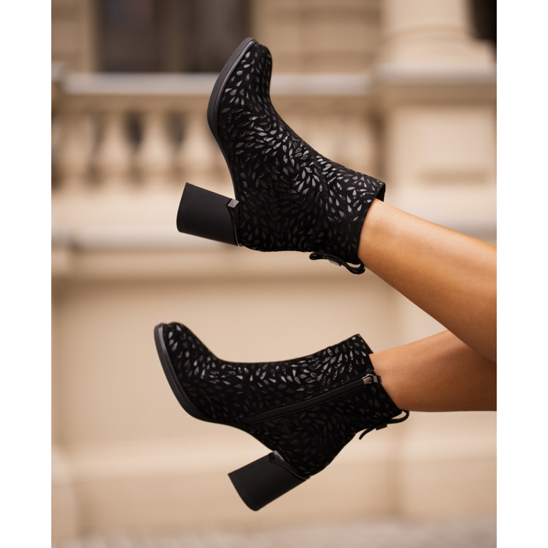 S.Barski Gležnjače od brušene kože s ukrasnim reljefom D&amp;A CR42-192 crne crno 1