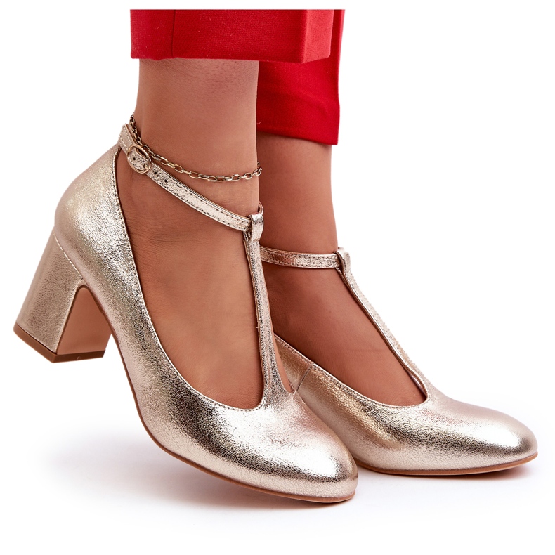 Mascara Ženske pumpe s eko kosom na Zlatnom metalnom postu zlatni 7