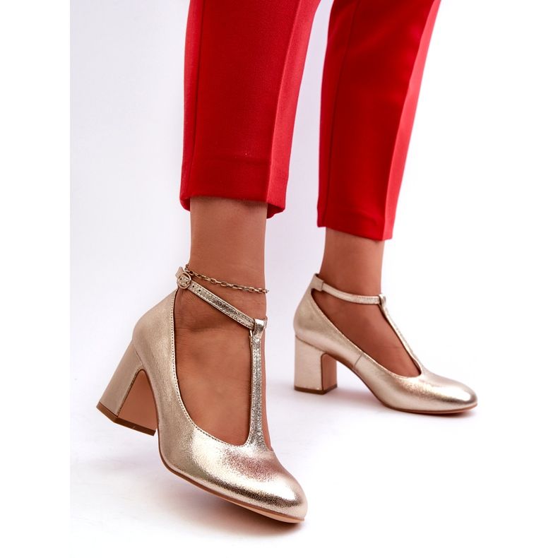 Mascara Ženske pumpe s eko kosom na Zlatnom metalnom postu zlatna 3