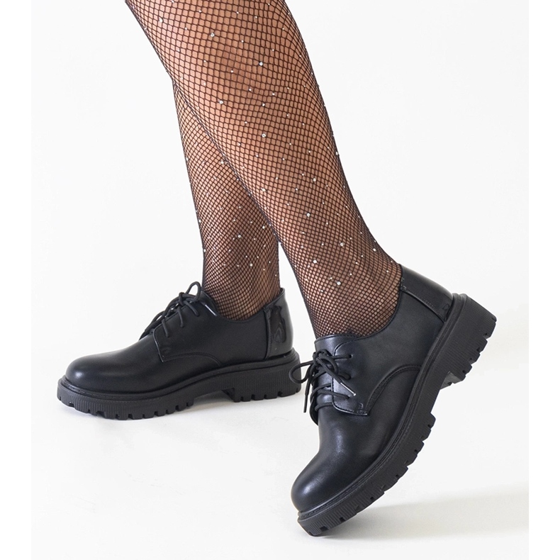 Crne ležerne cipele na vezanje od Kalila eko kože crna 1