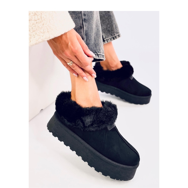 Crne čizme za snijeg s krznom crno 2