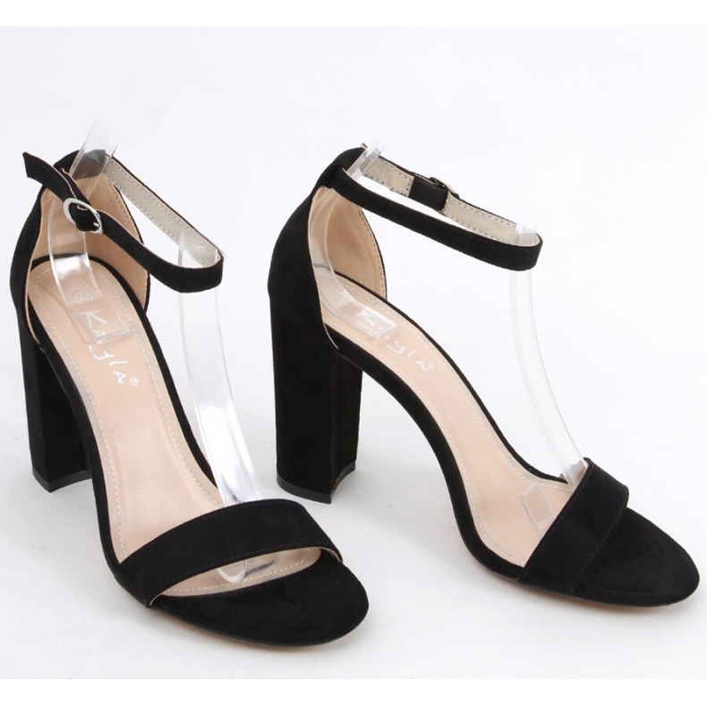 Crne sandale na visoku petu crno 1