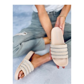 Bež japanke od kamenčića 1